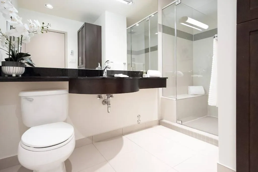위니펙 Luxury Living With An Amazing View 2302 아파트